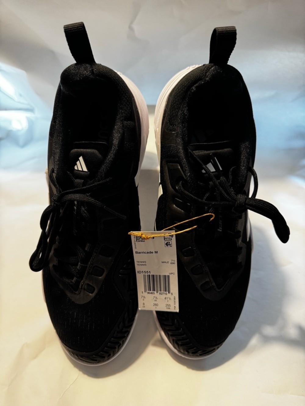 adidas Black and White Men's Barricade size 8